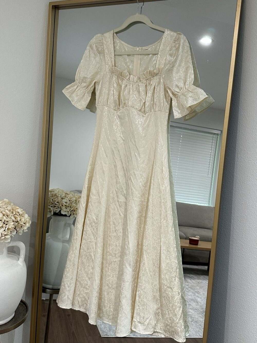 Wedding Metallic Embroidered Short Sleeve Dress Size XS